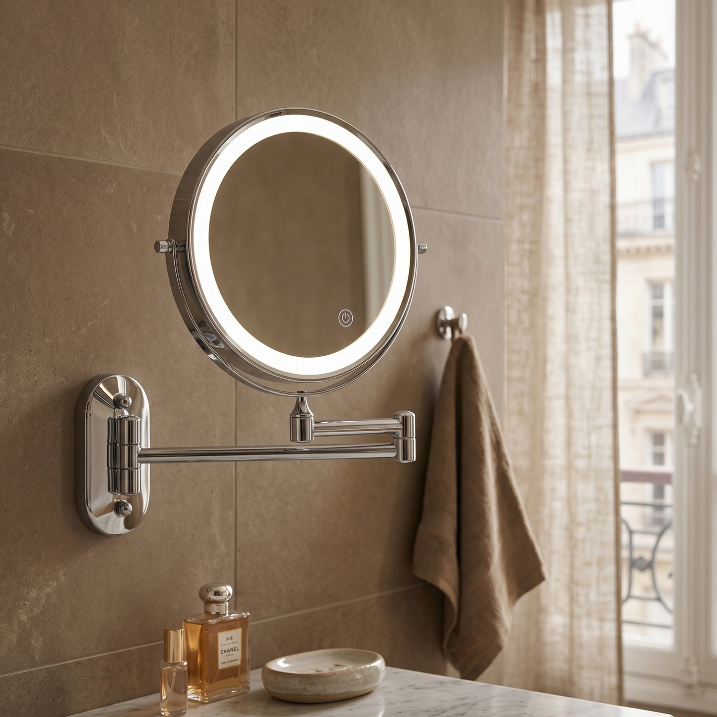 Lumivara – Miroir Grossissant Lumineux LED Mural